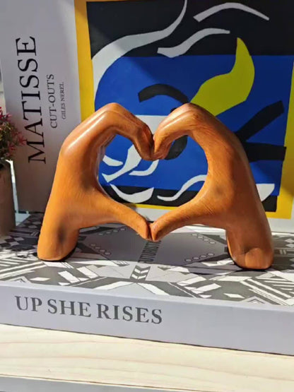 L&B® - Resin Heart Hands Sculpture