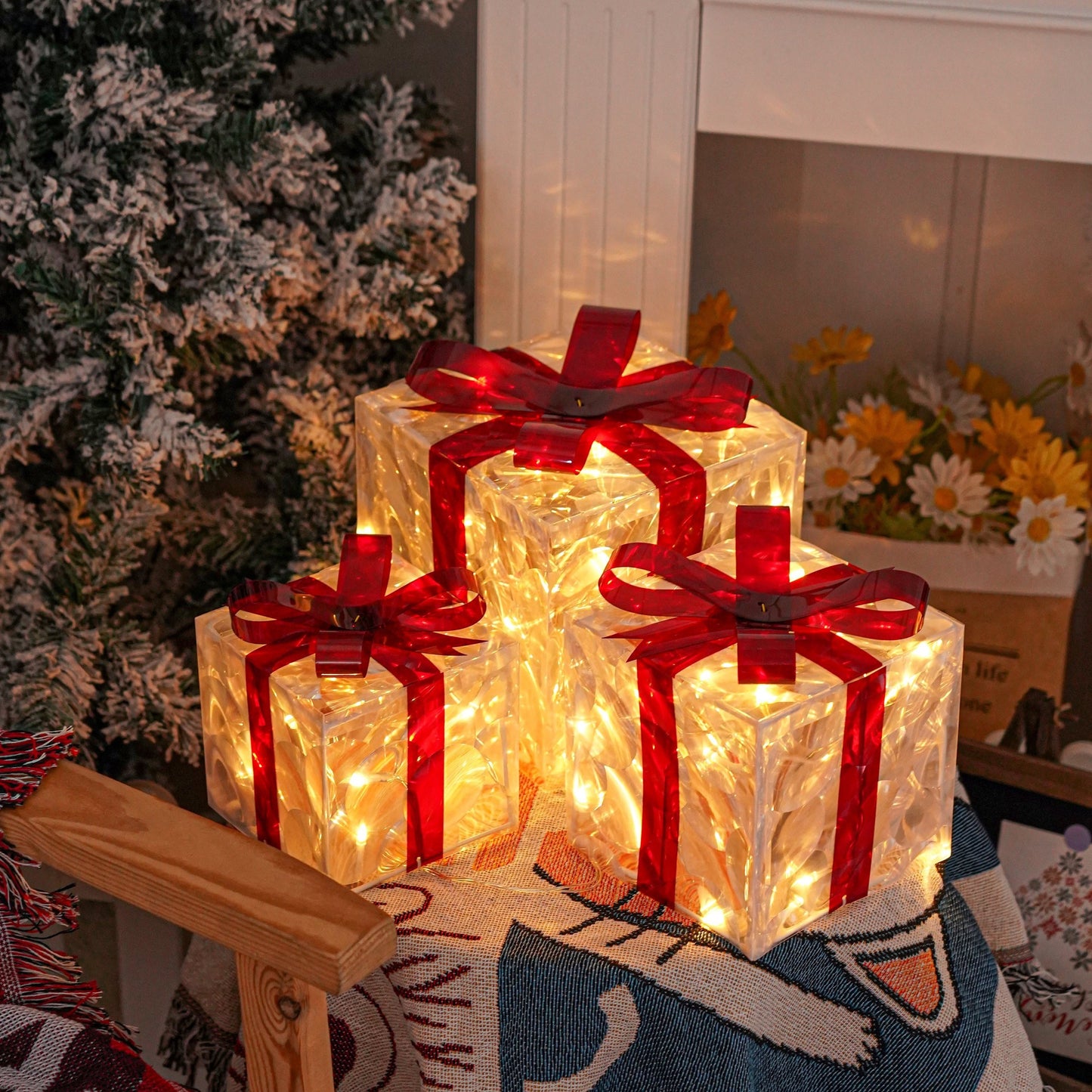 L&B® Lighted Christmas Gift Boxes